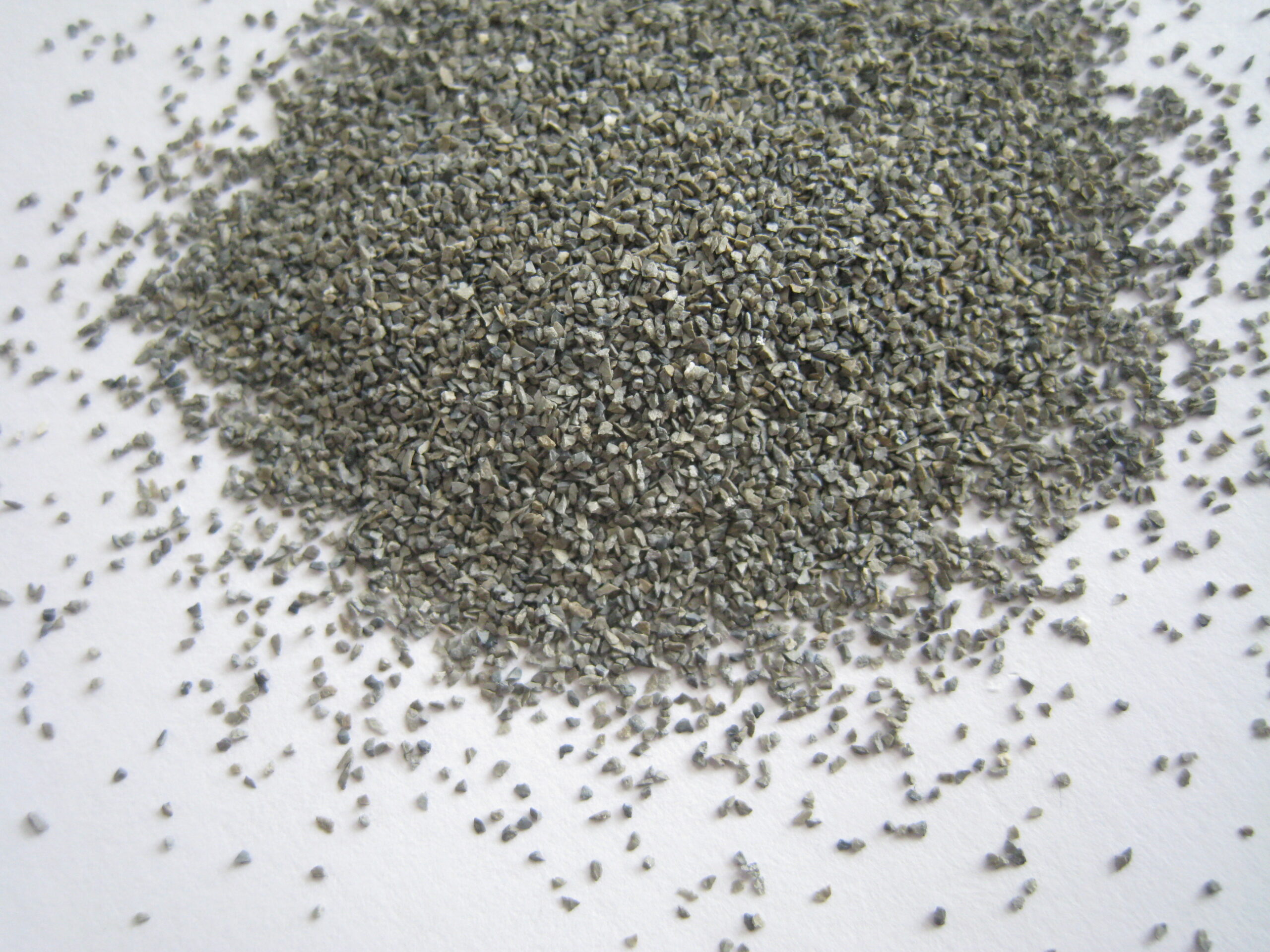 Corindon de zirconium (7)